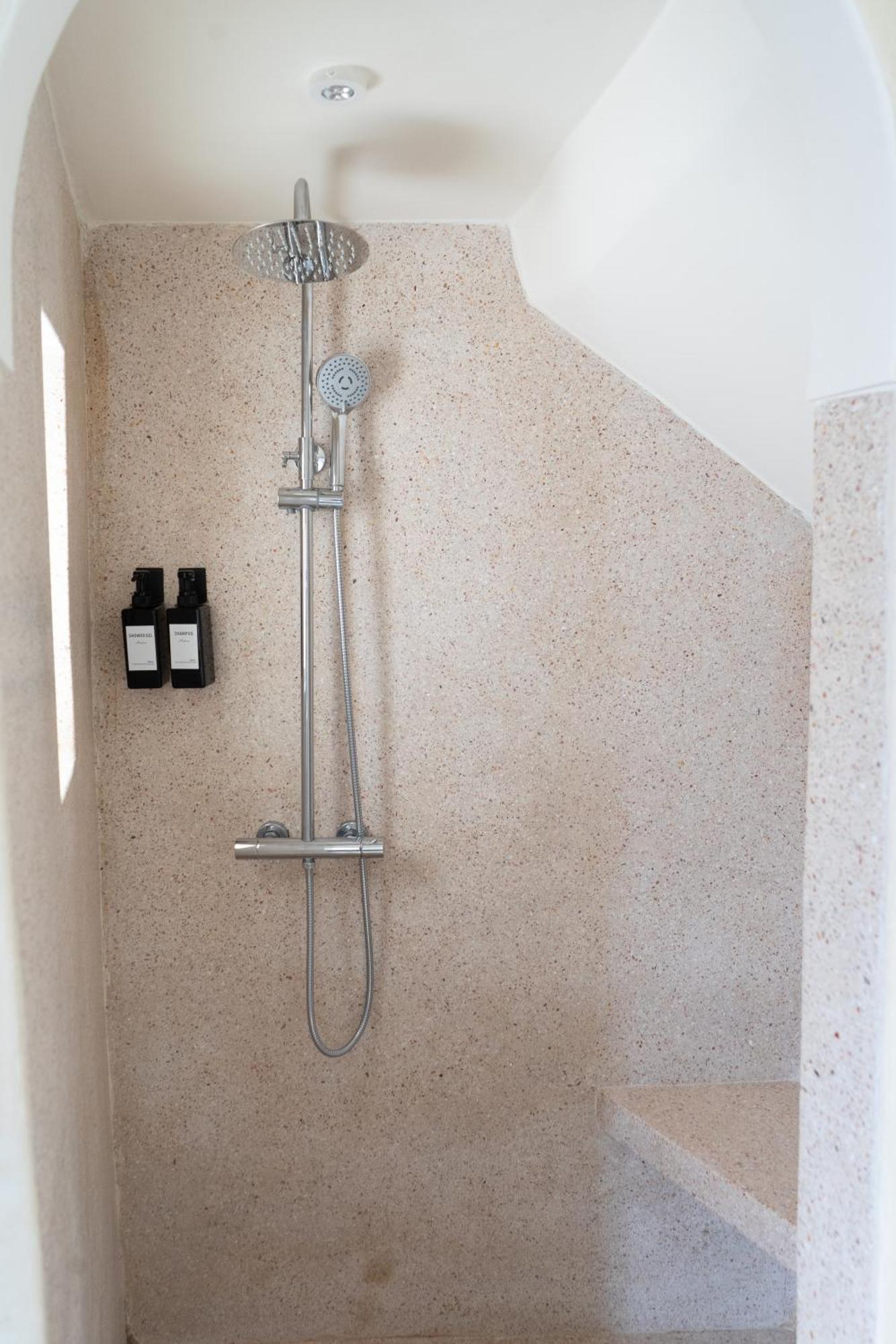 Absinthe Guest House طنجة الغرفة الصورة